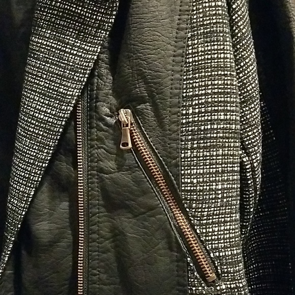 Black Faux Leather Jacket size medium - Picture 2 of 4